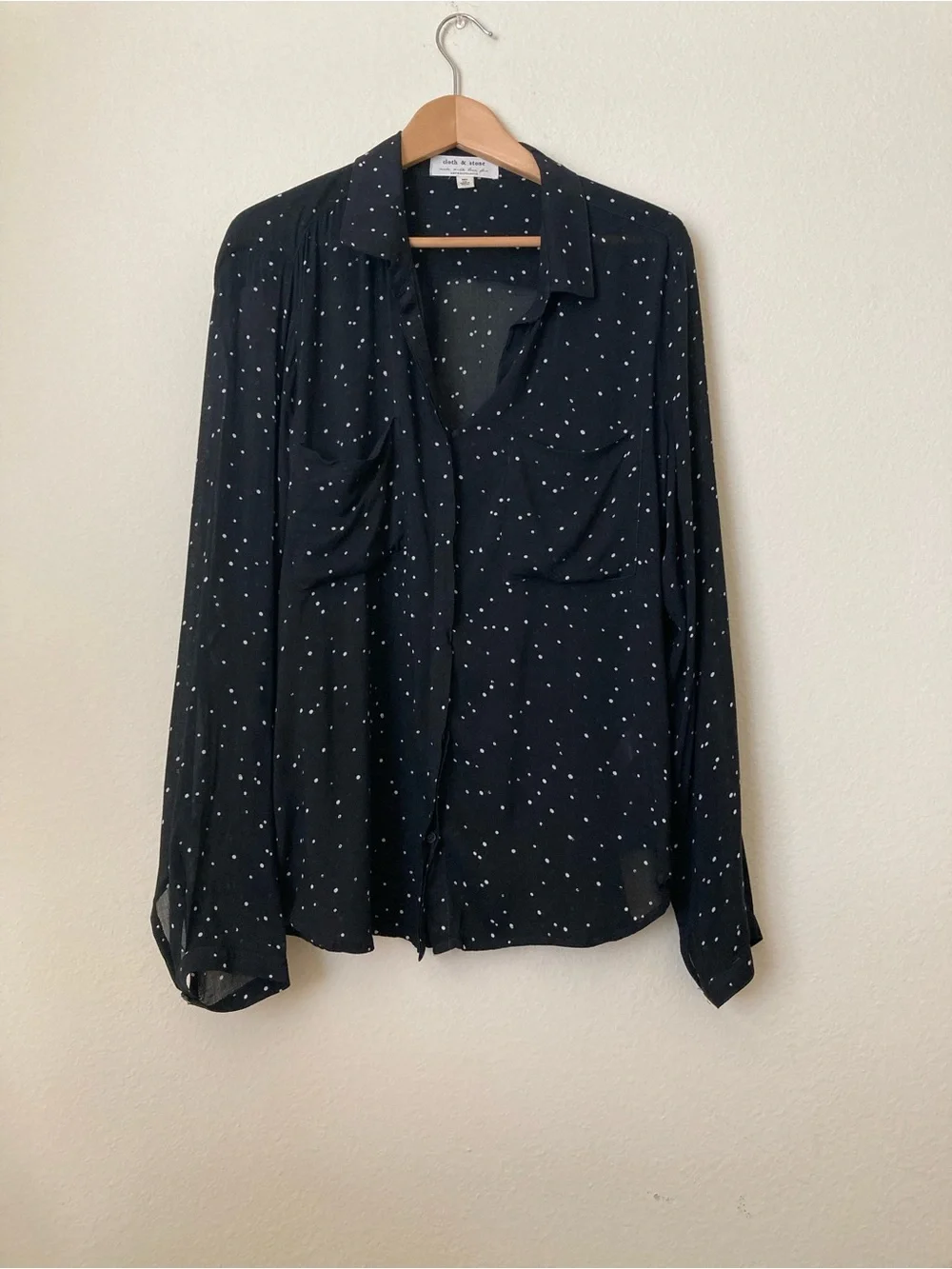 Cloth & Stone by Anthropologie Black Button-Up Shirt with White Dot Print - Picture 1 of 6